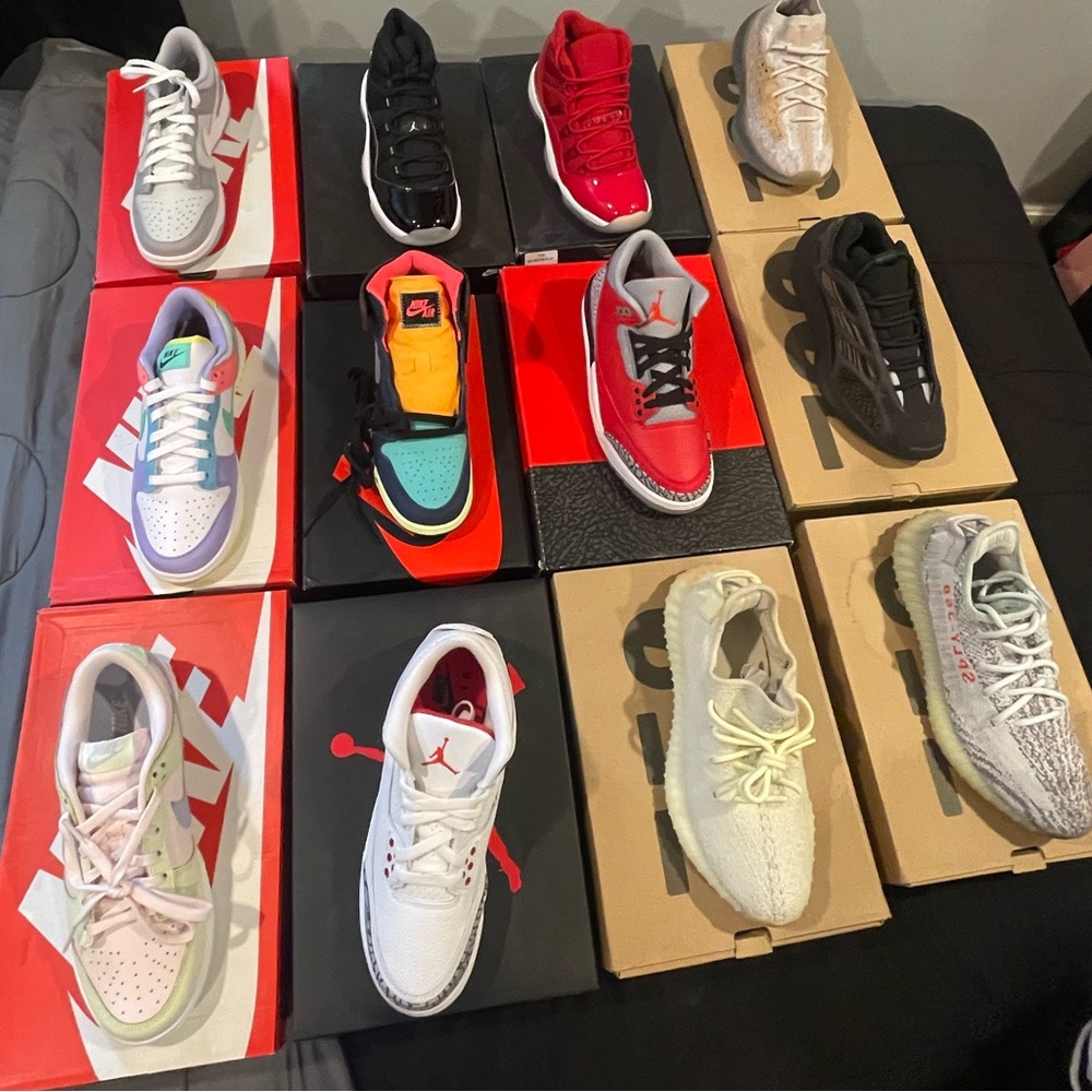 Jordan & yeezy - Picture 2 of 15